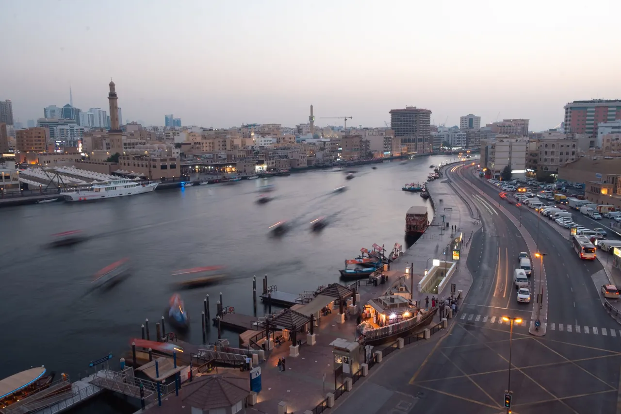 متطلبات التأشيرة الزرقاء الإماراتية 2026: الدليل الكامل